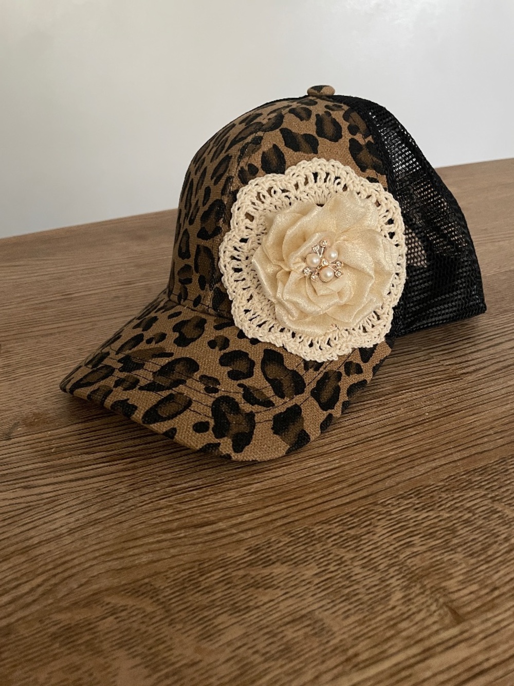 Women’s hats, women’s bling rhinestone cap, trucker style hat, leopard hat
